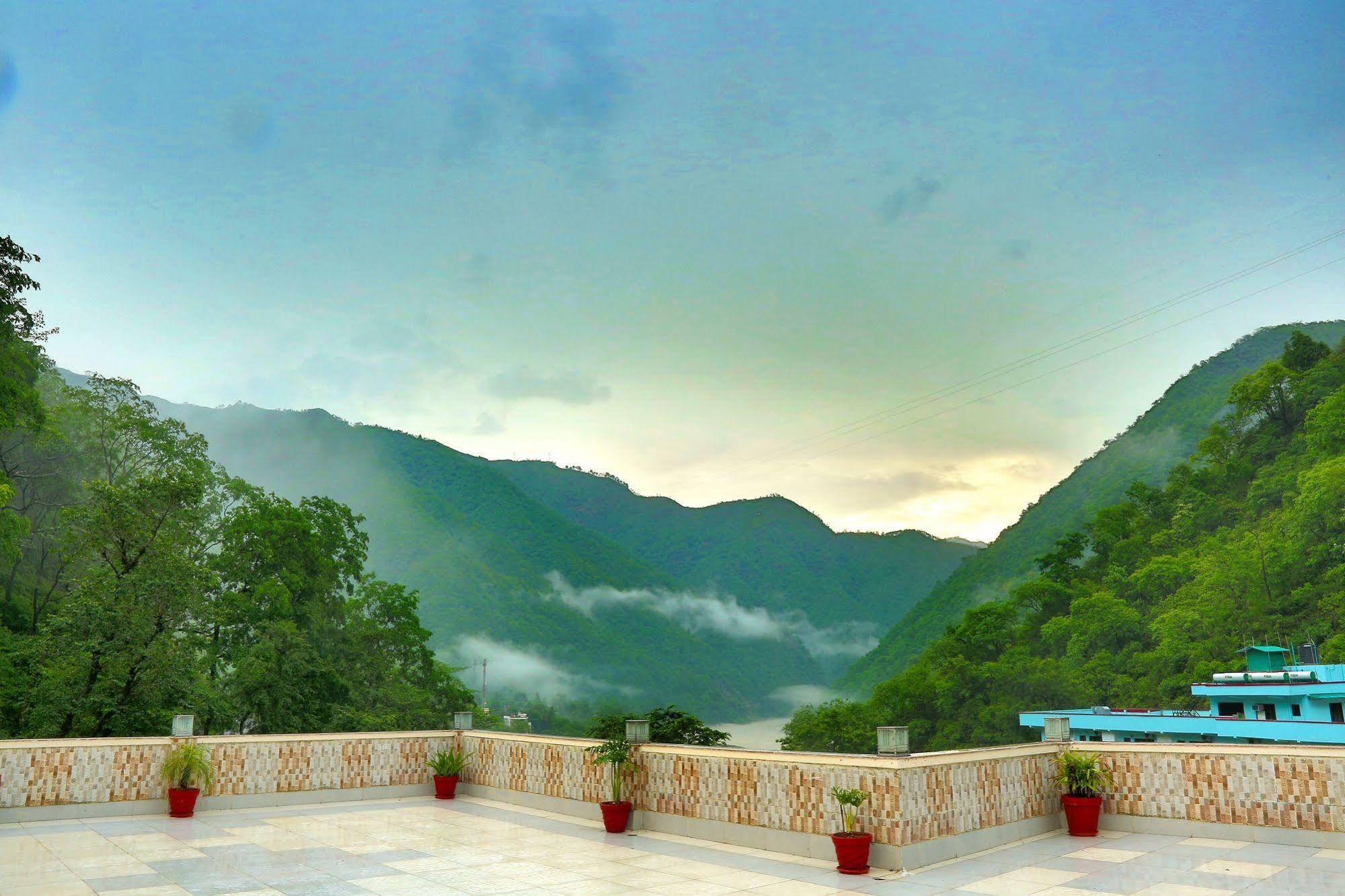 Cygnett Resort Grand Shiva Shivpuri  Exterior photo